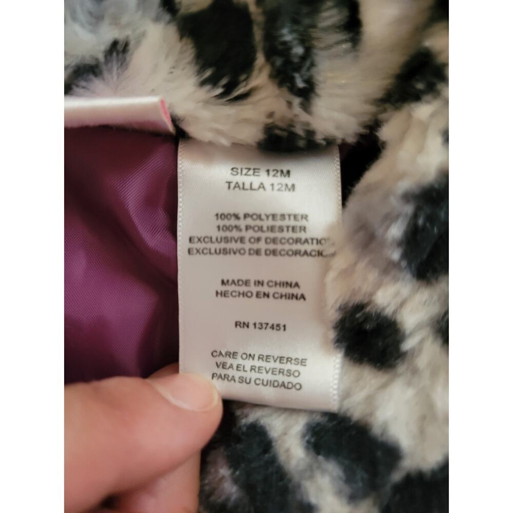 Petite Bears 12 month girls Dalmatian print fuzzy vest, black, white - Picture 5 of 6